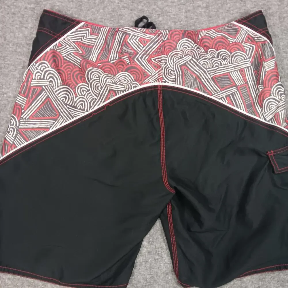 OP Swim Trunks Shorts Mens 38 Black Red Board Shorts Tribal Print Surf Beachwear